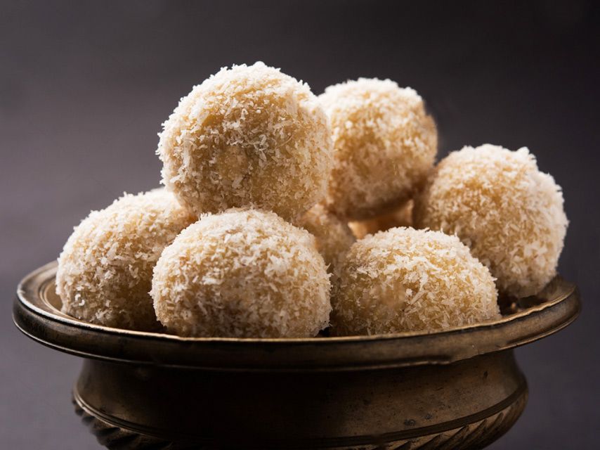 Undé (Ground Rice Savouries)