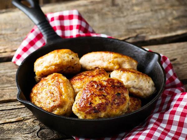 Catless Poulet (Chicken Cutlet Patty) — photo 3