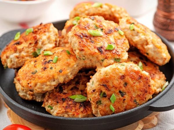Catless Poulet (Chicken Cutlet Patty) — photo 4
