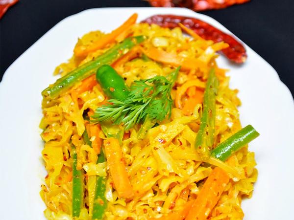 Achard Legumes (Cabbage and Carrot Pickle) — photo 4