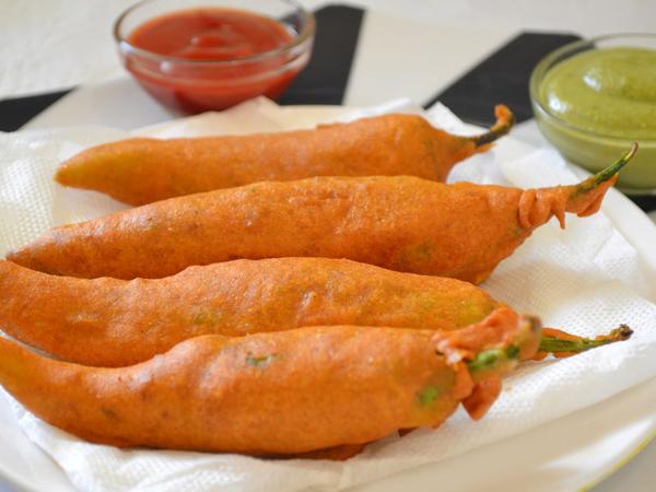 Piment Cari Frire (Chilli fried in batter) — photo 3
