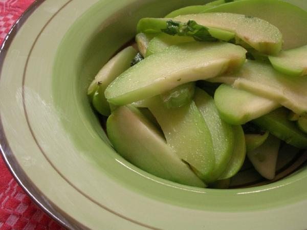 Touffé Chouchou (Sauteed Chayote) — photo 4