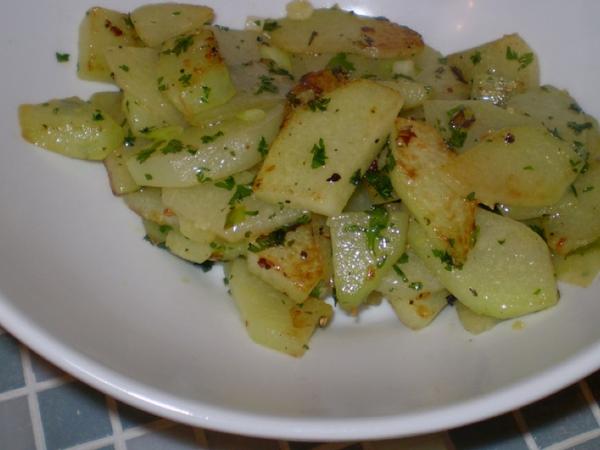 Touffé Chouchou (Sauteed Chayote) — photo 2