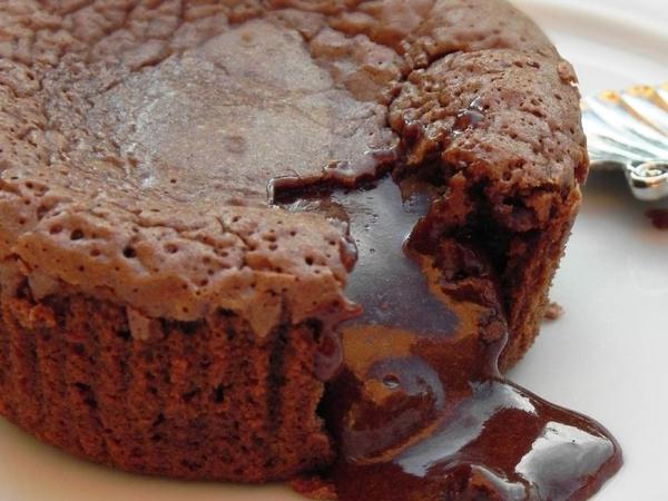 Chocolate Strawberry Lava Cake — photo 4