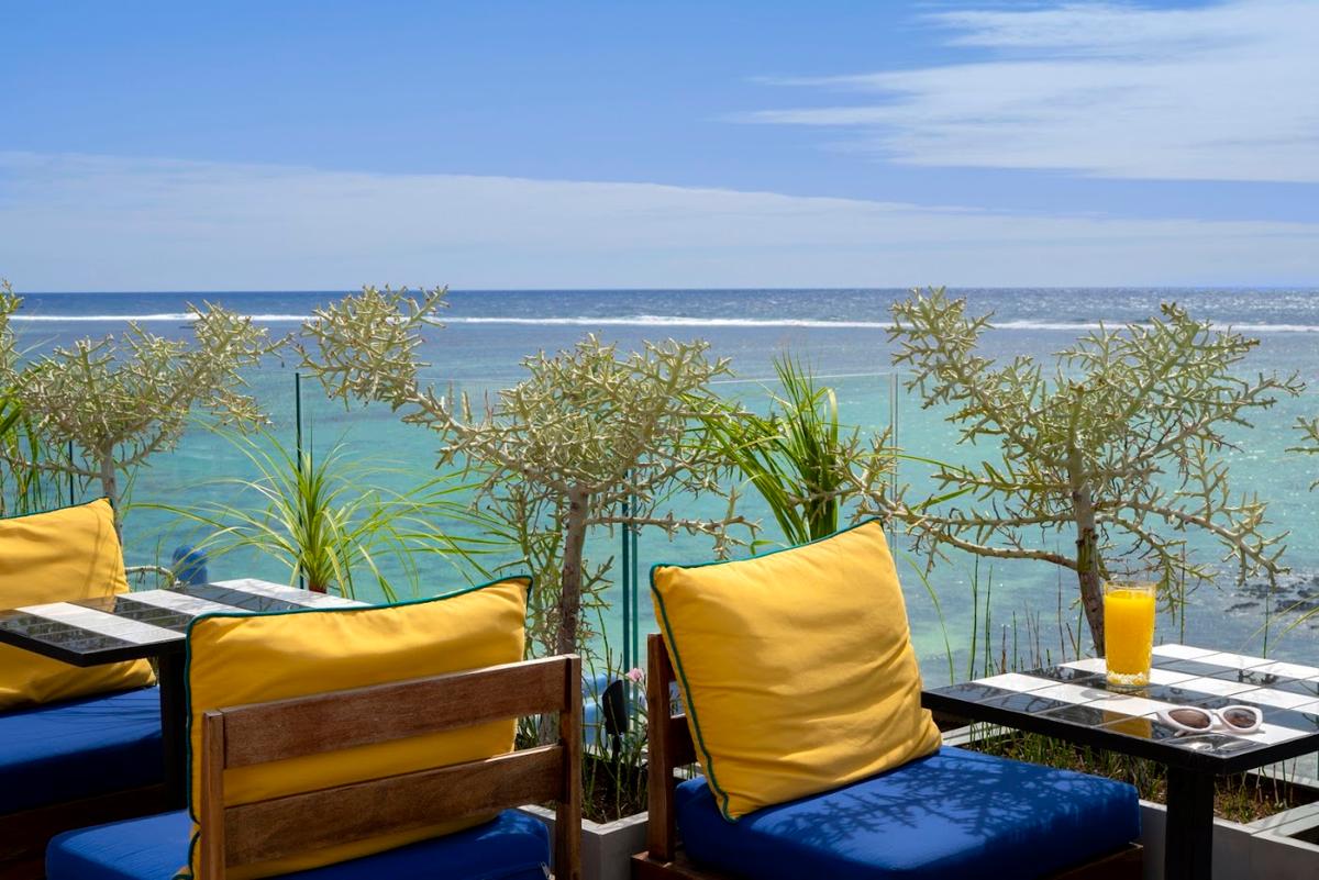 The Rooftop Bar - SALT of Palmar