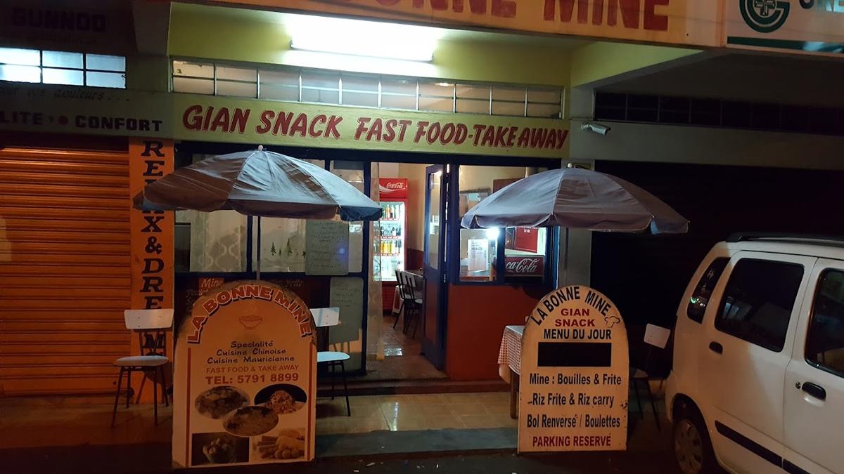 Gian Snack Fast Food