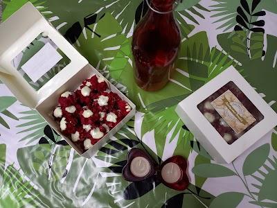 AWESOME TREATS