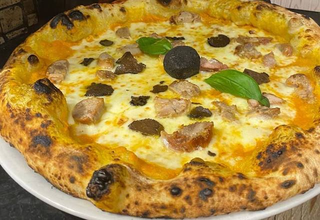 Aqua & Farina Pizzeria in Beau Bassin-Rose Hill