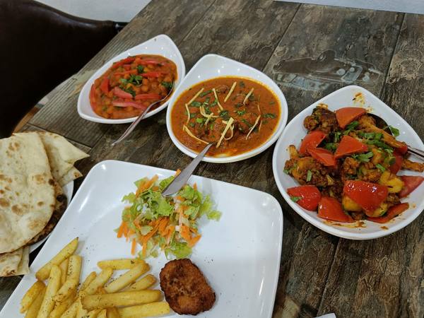 Pure Veg Express, Quatre Bornes