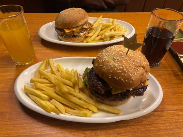 Bello Grill & Burgers in Surinam