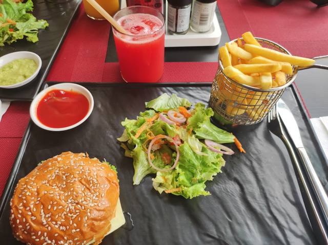 Le Comptoir Constance in Central Flacq