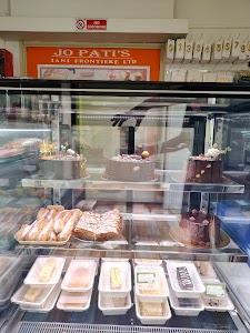 Jo's Pati's Pattisserie