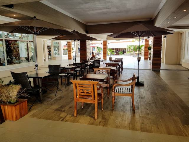 Delibake Cafe & Bakery in Flic en Flac