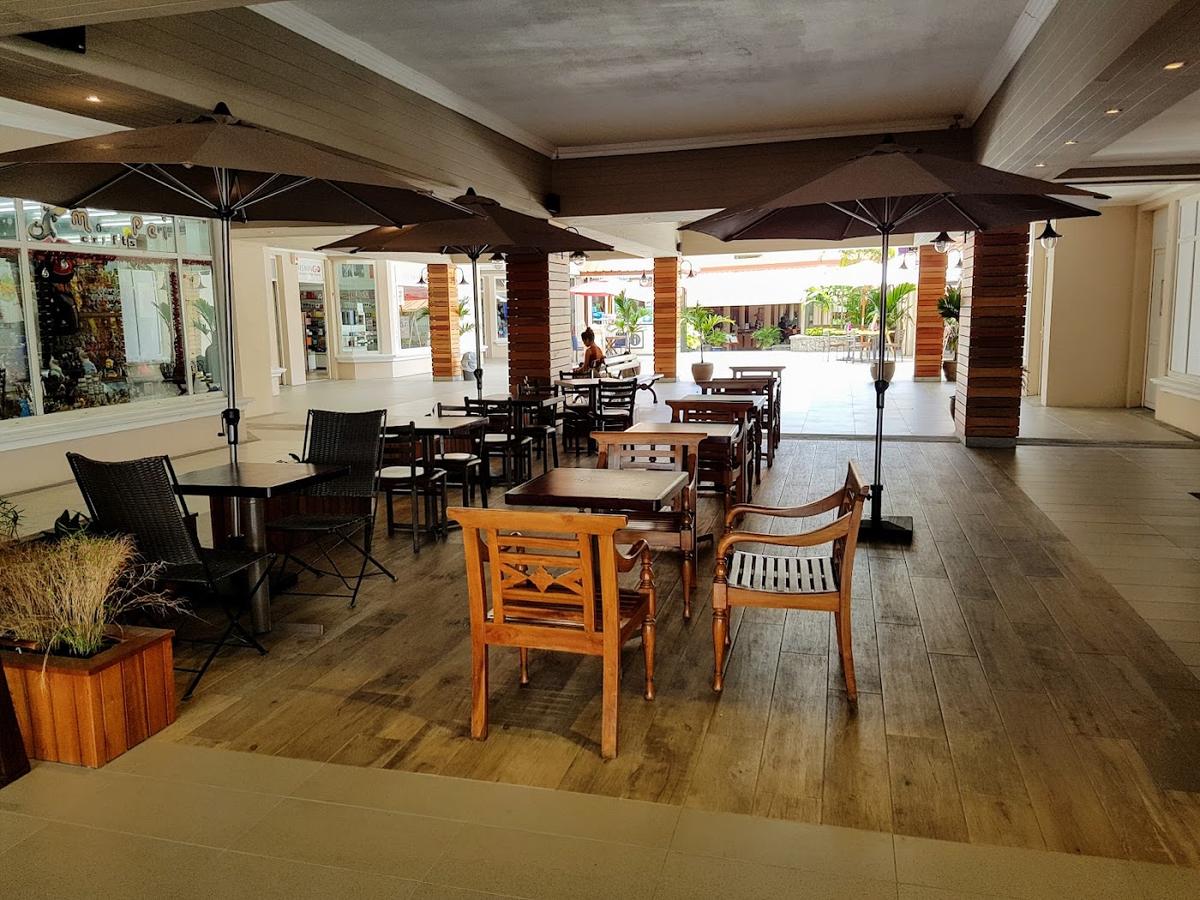 Delibake Cafe & Bakery
