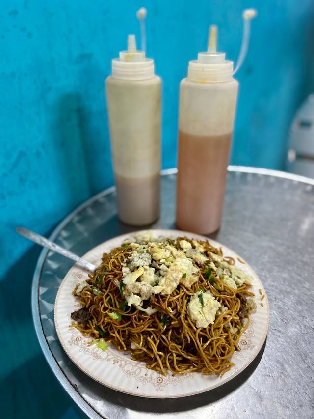 Aslam Snack in Port Louis