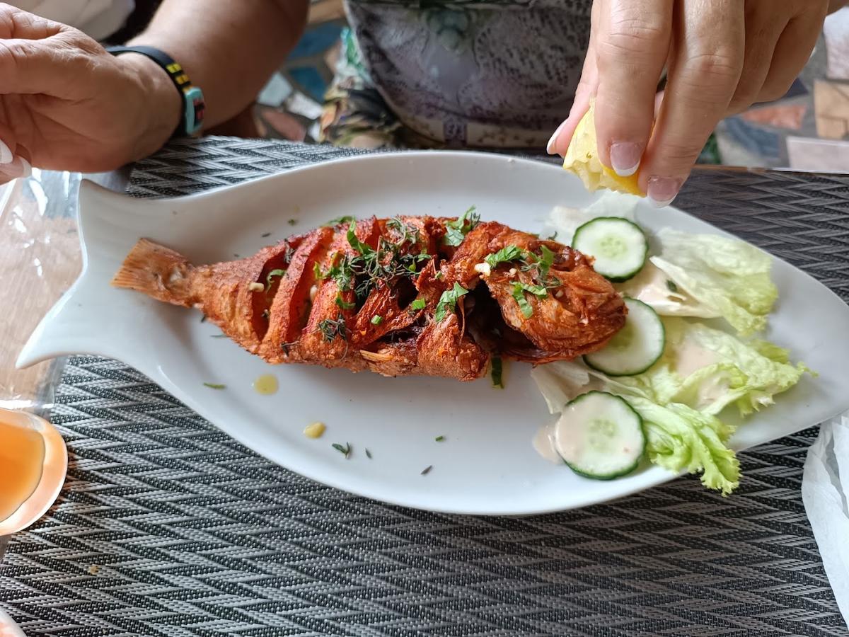 Kingfisher Restaurant & Bar and pizeria