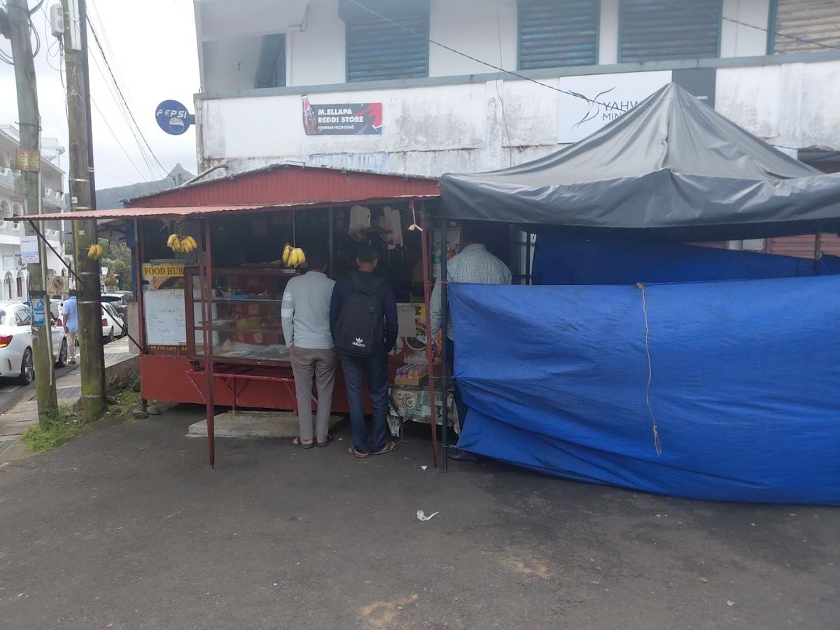 Snack hub