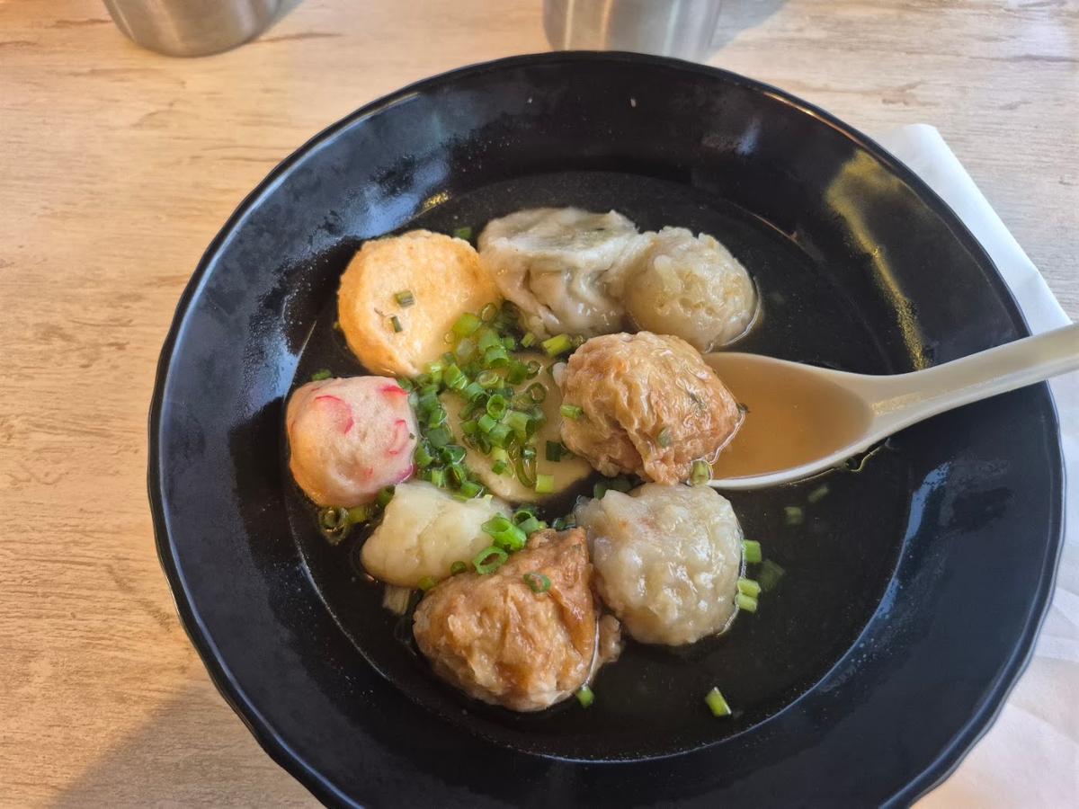 Le 23 Bistro