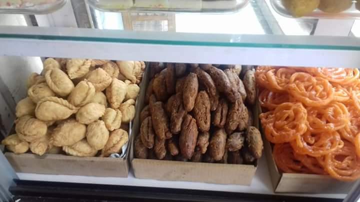 Aayan Snack