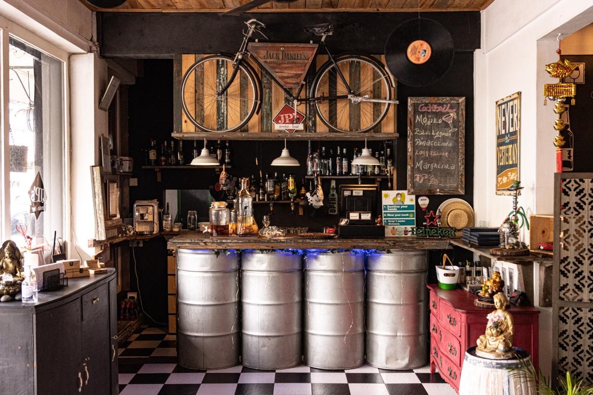 JP's Resto Bar