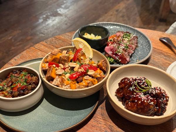 Moustache Bistro, Tamarin