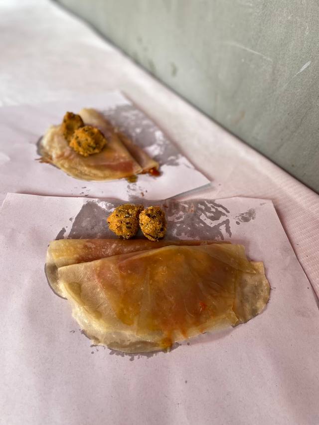 Maraz Roti, Dholl Puri & Gâteaux in Port Louis