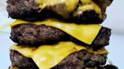 Spice it up burgers in Bambous