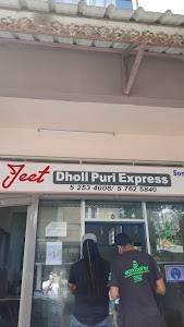 Jeet Dholl Puri Express in Vacoas-Phoenix
