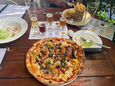 Flying Dodo Brewing Company in Reduit