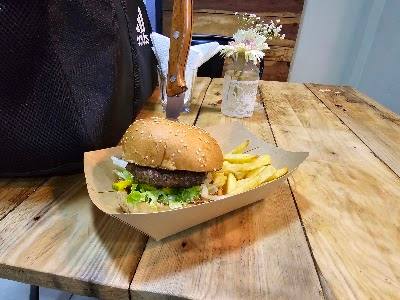 KOUD'POUSS RESTO & GRILL in Rose Belle