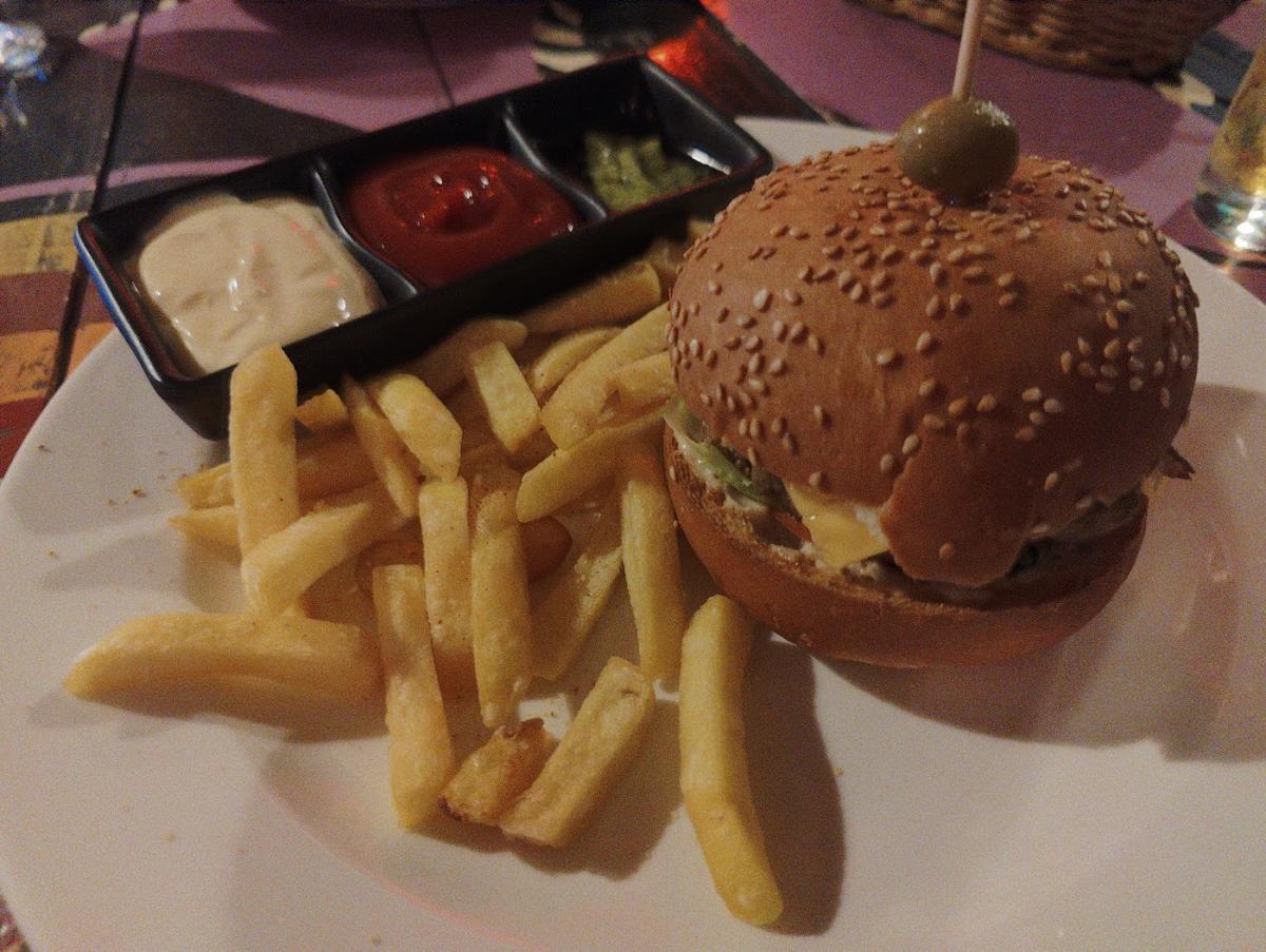 Kenzi Bar Resto