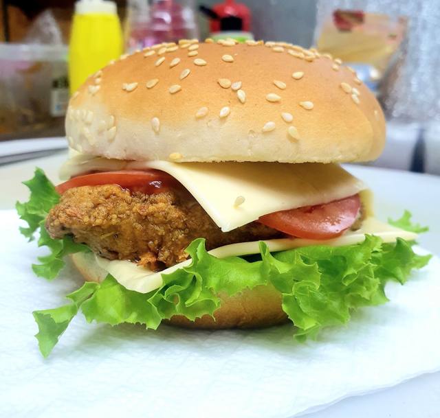 RJ'S FOOD EXPRESS in Triolet