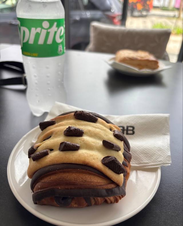 BakeryLab Telfair in Moka