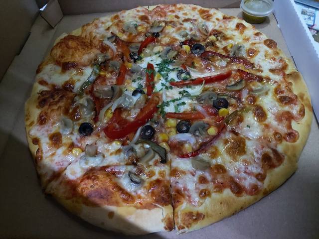 Alisson pizza in Riambel