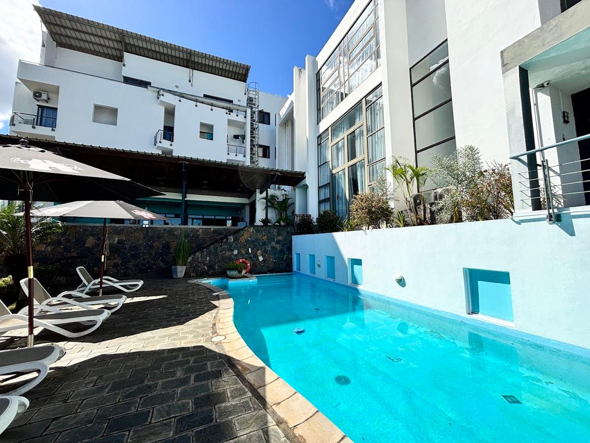 NAVY CLUB (Restaurant & Events)