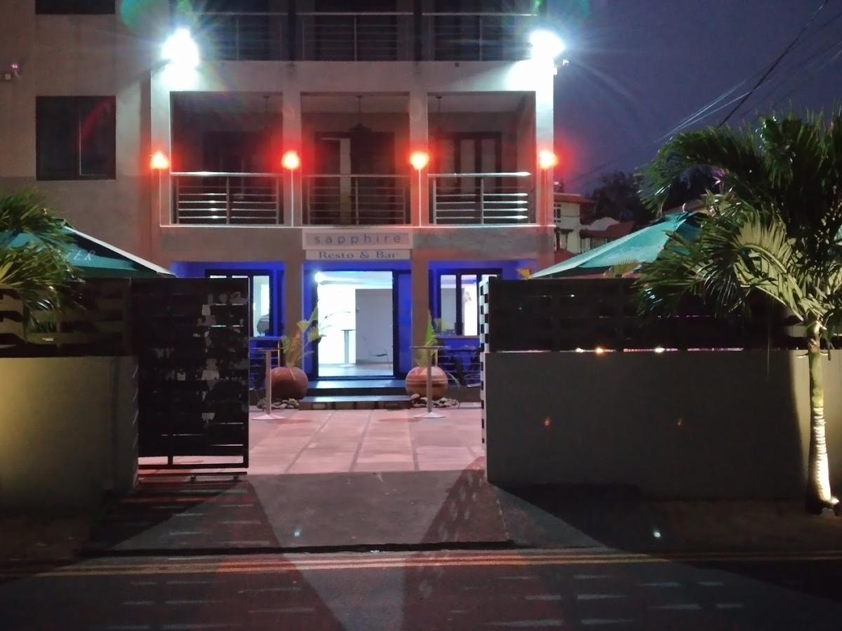 Saphire Bar & Resto