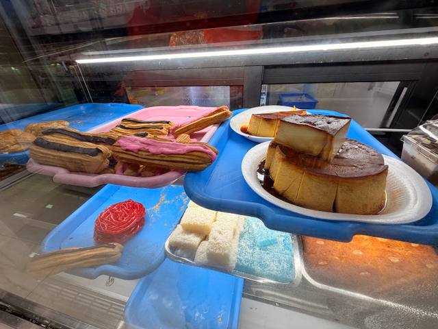 Modern Cake Shop in Vacoas-Phoenix