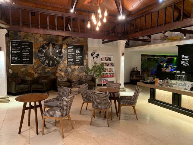 Café LUX* in Le Morne