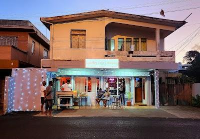 Lucky Resto