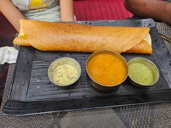 Padharo Sa By Jain's Little India, Quatre Bornes