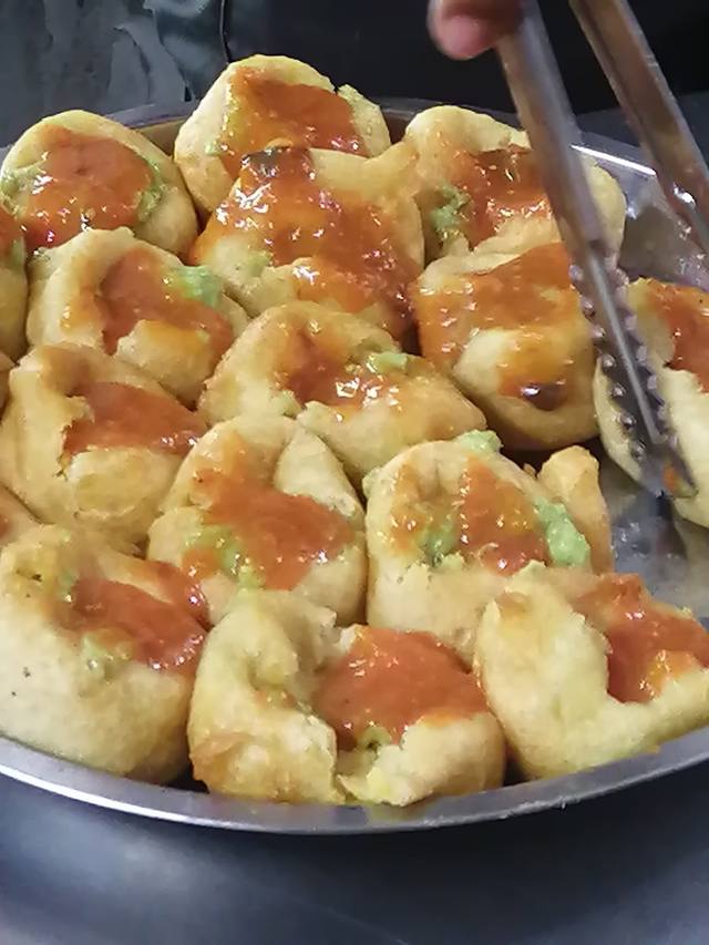 Dalpuri Maraz in Port Louis