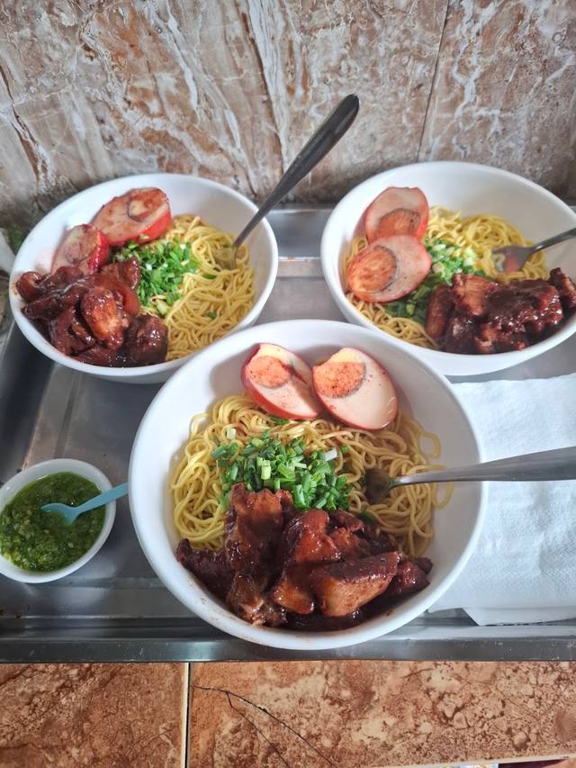 Chong Snack in Curepipe