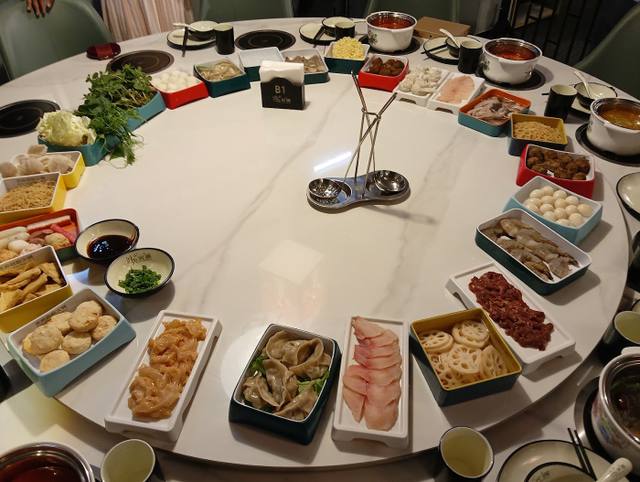 Wei Yang Hot Pot 未央自助火锅 in Port Louis
