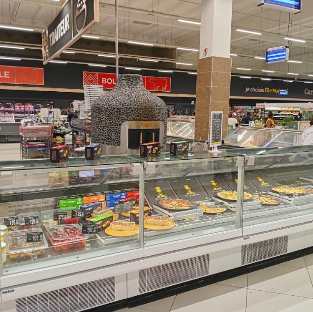 Mr Berti Carrefour Riche Terre in Port Louis