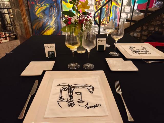 Cafe des Arts in Trou d'Eau Douce