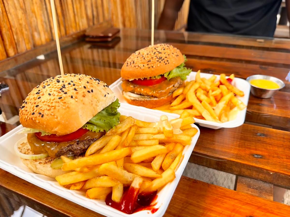 Kot Mwa Food Truck