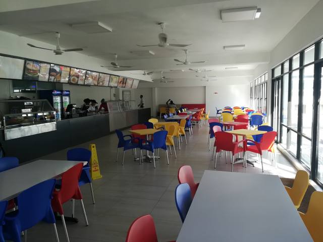 UoM Cafetariat in Moka