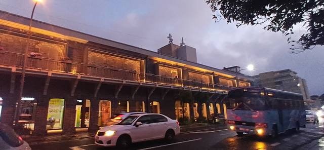 Zia Briani in Curepipe