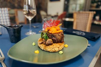 L'Atelier restaurant by Mythic Suites & Villas - Local Food - Cocktails and Arts in Grand Gaube