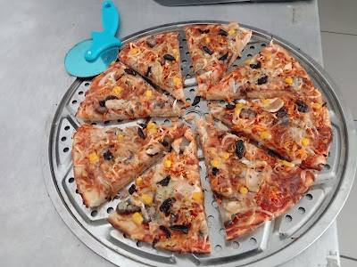 Red Lotus Snack - Chung Fa in Port Louis